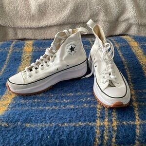 Converse All Star Chuck Taylor Hightop Platform size men’s 8 women’s 9.5 White